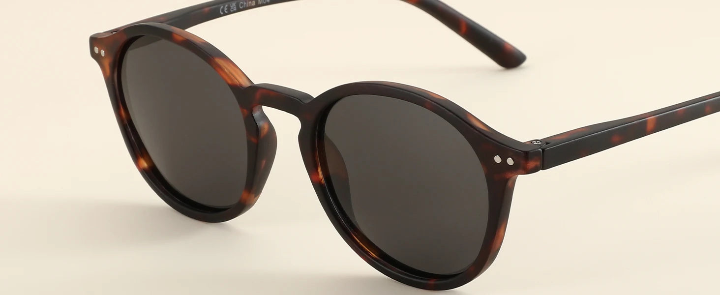 ZENOTTIC™-Unisex Retro Polarized Sunglasses – UV400 Protection & Designer Style
