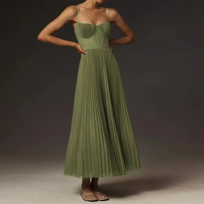 Flow with Style – A-Line Pleated Maxi Dress for Spring & Summer