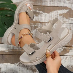 Sandales de style sport confortables pour femmes - talon épais, conception de lait transversal et velcro réglable