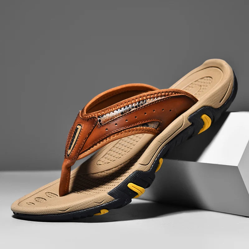 Sommermänner Flip Flops echte Lederschuppen im Freien Flip Flop