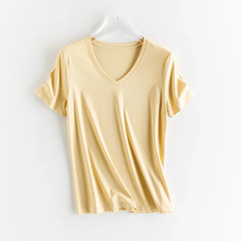 T-shirt en soie et en coton mercerisé - Expérience de douceur soyeuse et de style sophistiqué - disponible en V et cou rond
