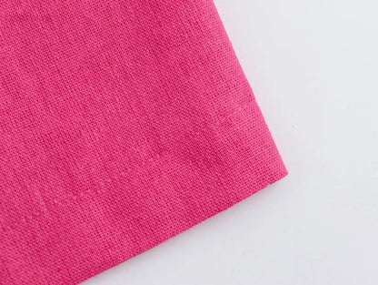 Elegant damekjole med udskæring i taljen – O-hals, ærmeløs, slim fit, splitnederdel