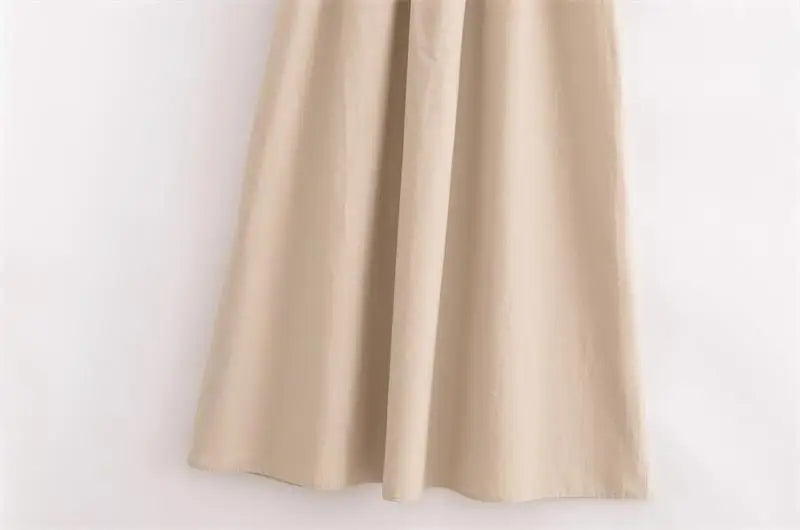 Abiti estivi da donna: un abito che unisce stile chic, semplicità e comfort in un unico pezzo