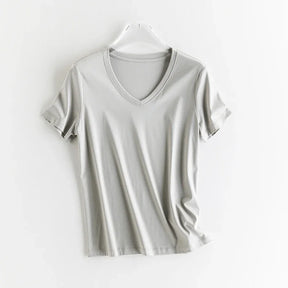 T-shirt en soie et en coton mercerisé - Expérience de douceur soyeuse et de style sophistiqué - disponible en V et cou rond