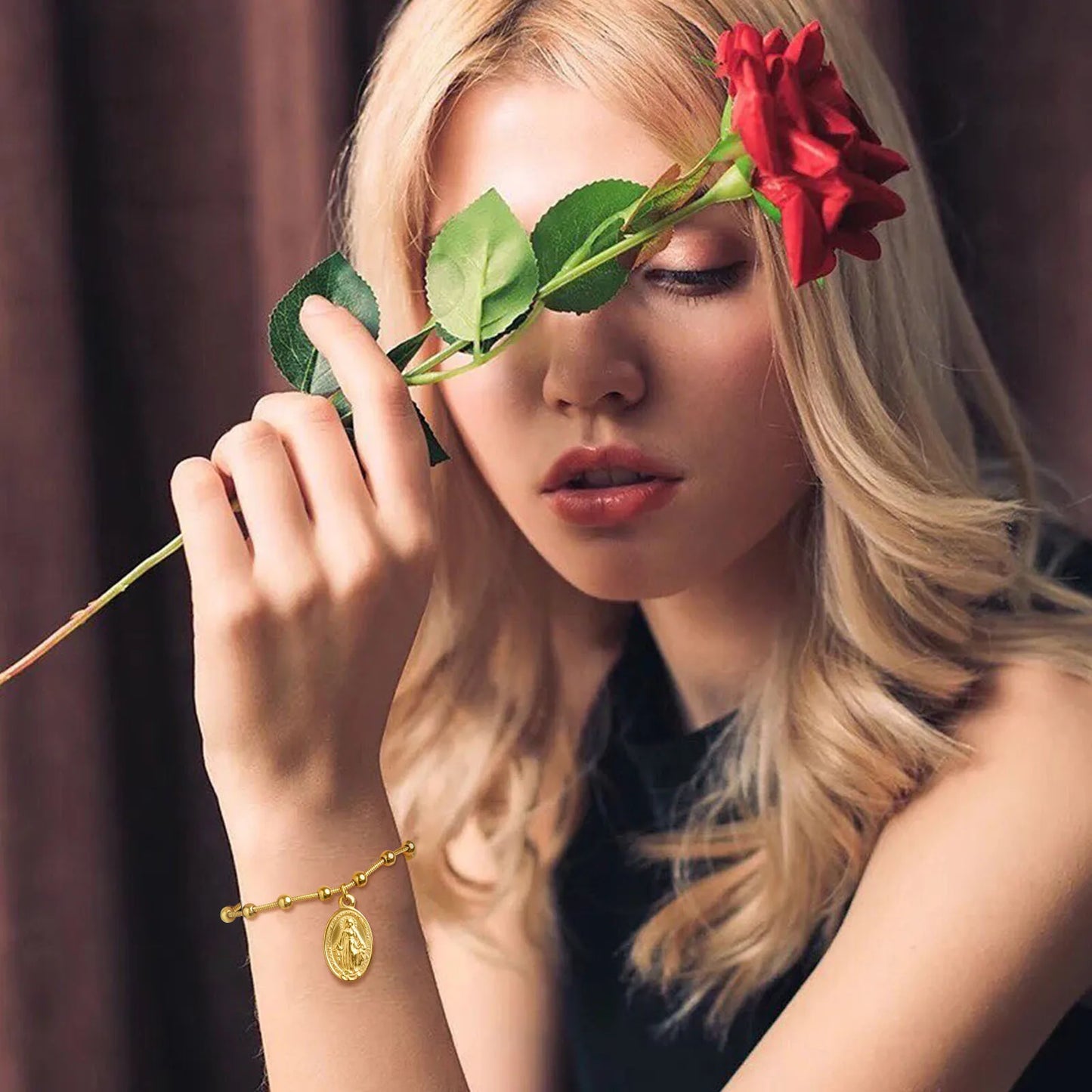 Pulseira feminina de rosário de aço inoxidável banhado a ouro - pulseira da Virgem Maria com cruz