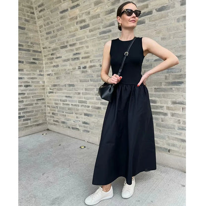 Abiti estivi da donna: un abito che unisce stile chic, semplicità e comfort in un unico pezzo