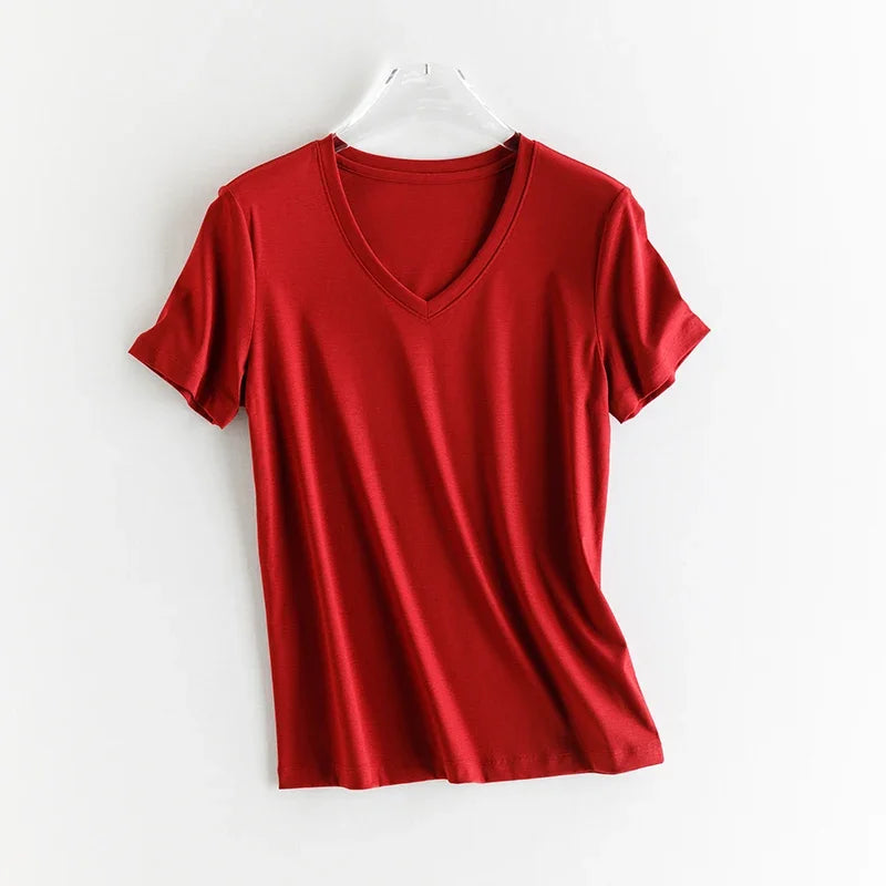 T-shirt en soie et en coton mercerisé - Expérience de douceur soyeuse et de style sophistiqué - disponible en V et cou rond
