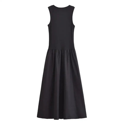 Abiti estivi da donna: un abito che unisce stile chic, semplicità e comfort in un unico pezzo