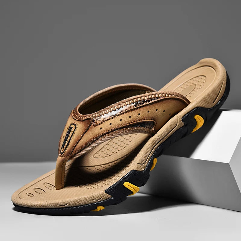 Sommermänner Flip Flops echte Lederschuppen im Freien Flip Flop