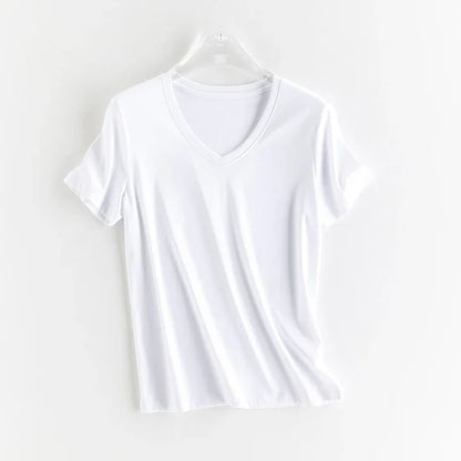 T-shirt i siden och merceriserad bomull – Upplev silkesmjukhet och sofistikerad stil – Finns i v-ringad och rund halsringning