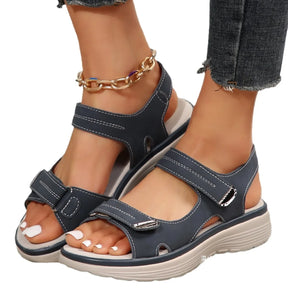 Sandales de style sport confortables pour femmes - talon épais, conception de lait transversal et velcro réglable