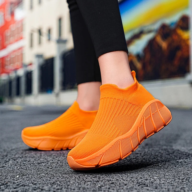 Fashion Platform Sports Shoes High Top Knit Casual Sneakers Lightweight Breathable Slip-on Running Shoes
