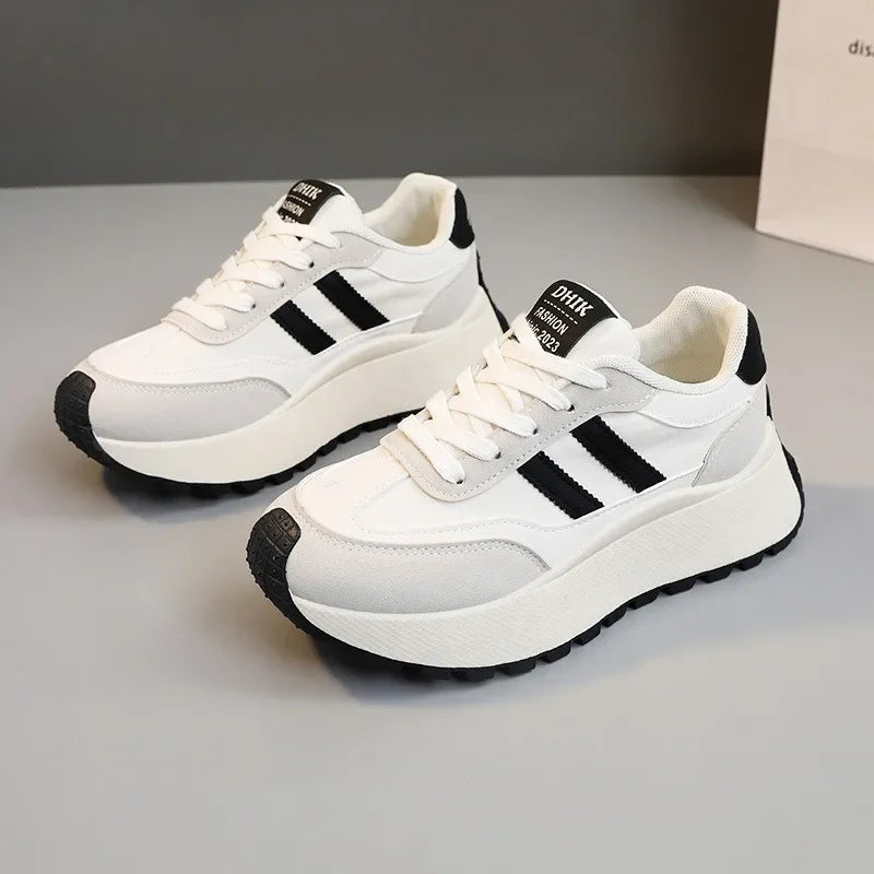 Zapatillas de plataforma para mujeres de primavera/verano: zapatos vulcanizados de cuero casual de cuero